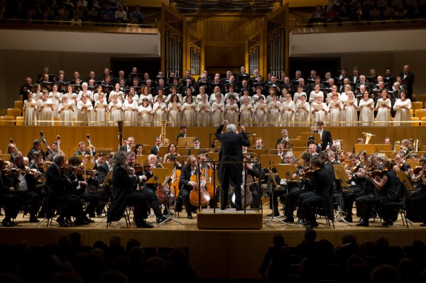 2016_nevsky_auditorio_nacional_con_temirkanov_orquesta_filarmonica_san_petersburgo_1