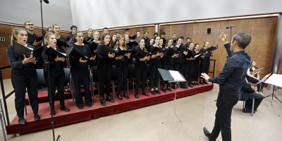 13 sept. Apertura de curso UPNA. Coro Juvenil. 